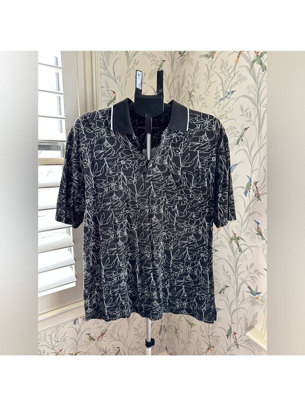 Winner Mate black with white floral pattern polo shirt
